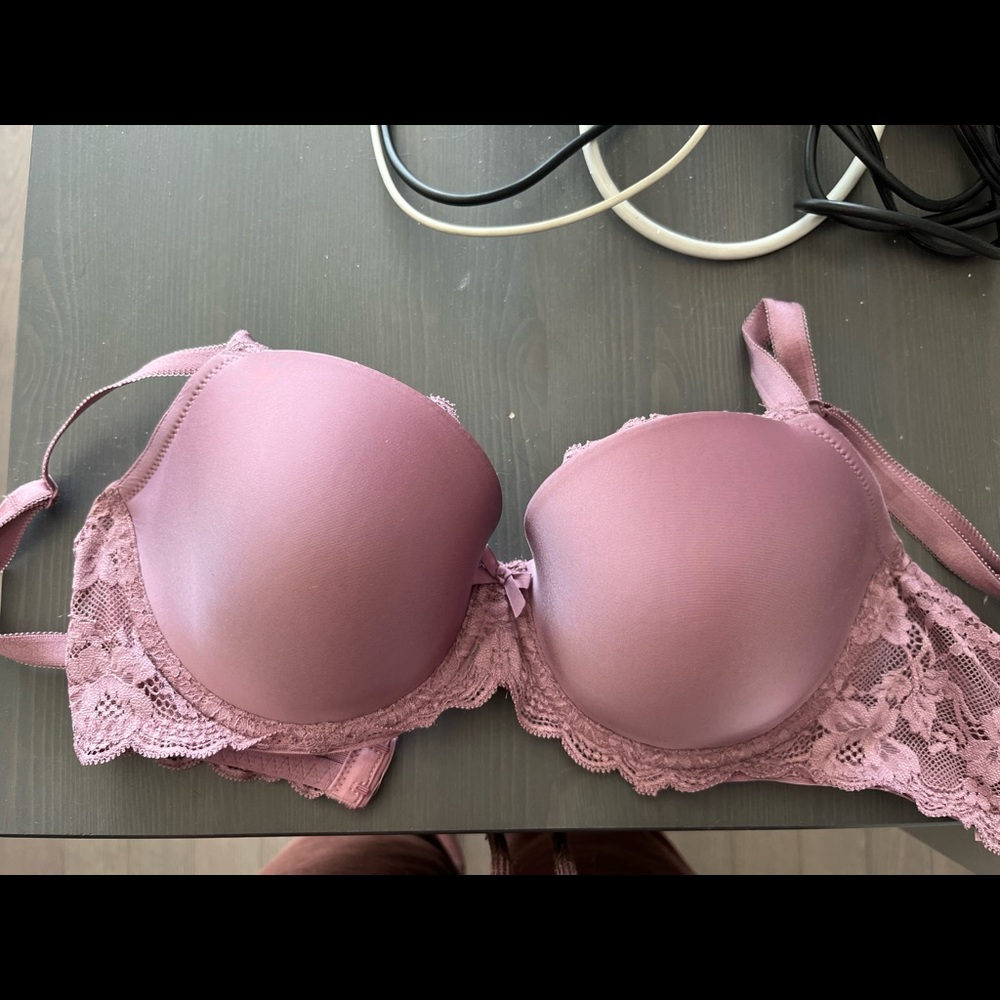 Victoria’s Secret Bra (almost new)dream angel
